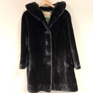 Hagers Vintage brown faux fur coat.  Size XL